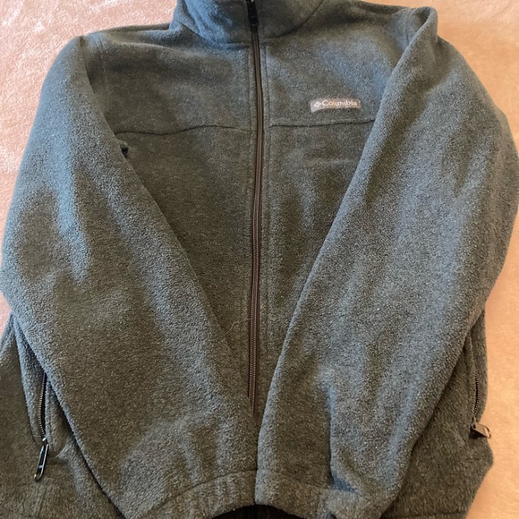 Columbia Fleece Jackey - Picture 2 of 4